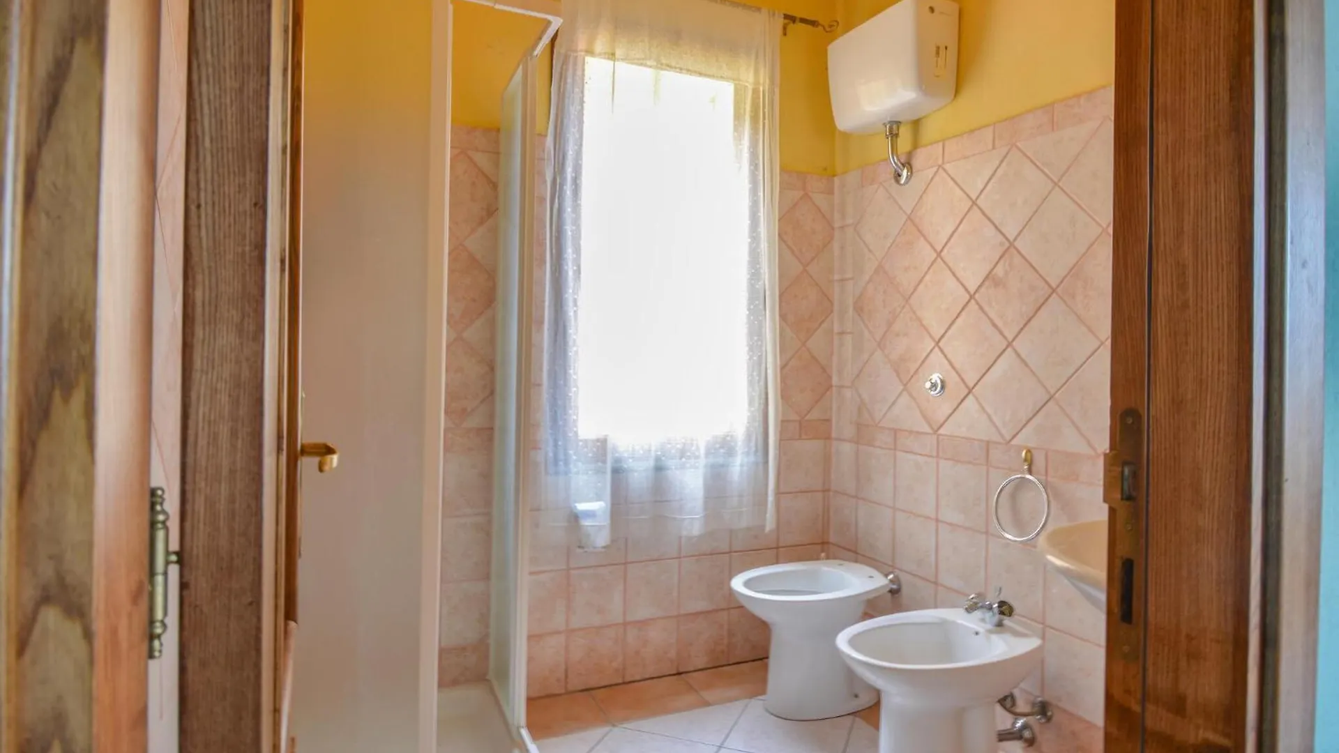 Lovely Apartment In Ilbono With Kitchen