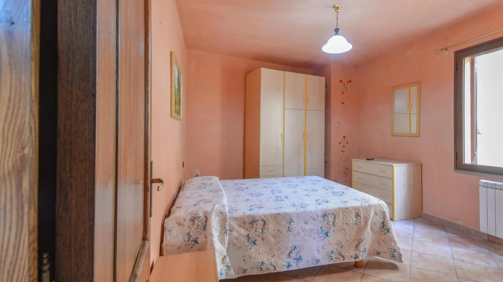 Lovely Apartment In Ilbono With Kitchen 0*,