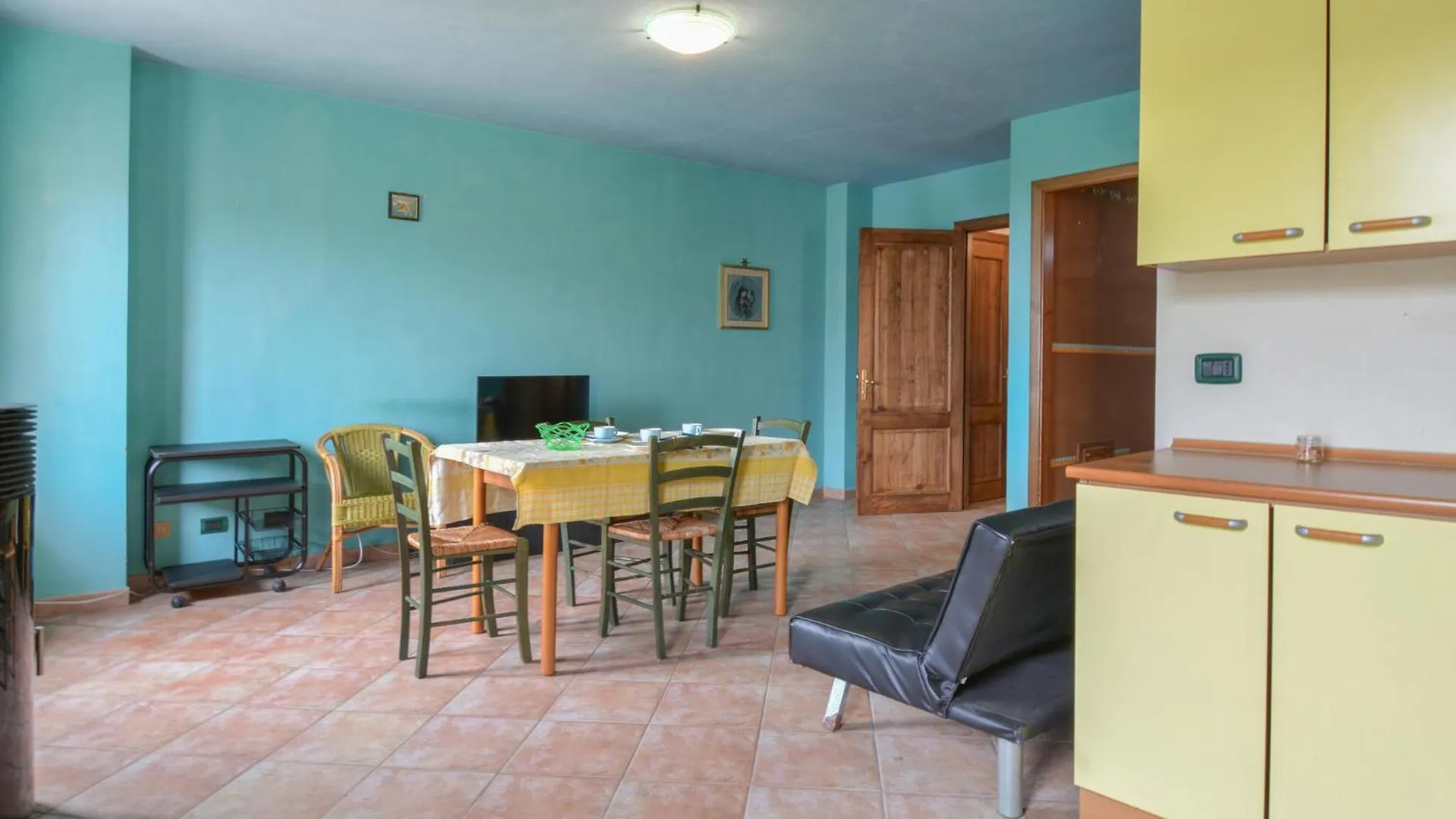 Lovely Apartment In Ilbono With Kitchen