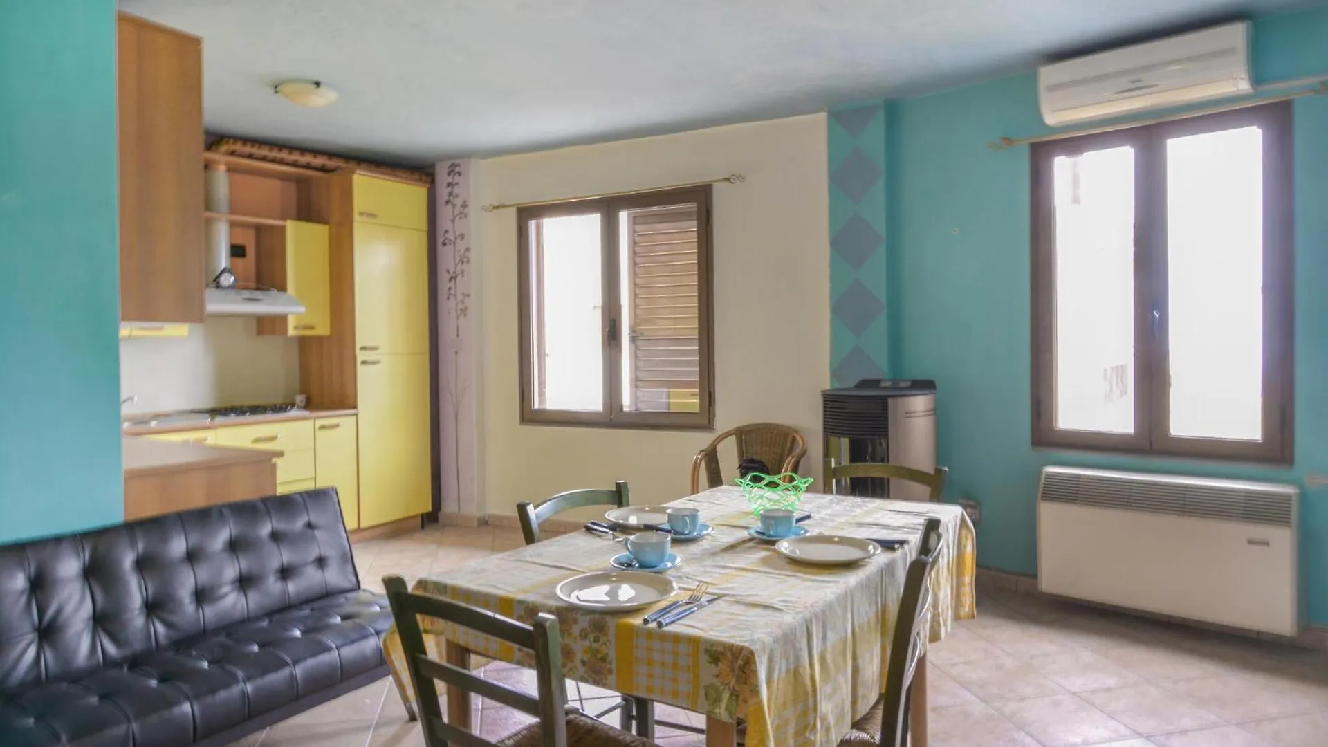 Lovely Apartment In Ilbono With Kitchen Italie